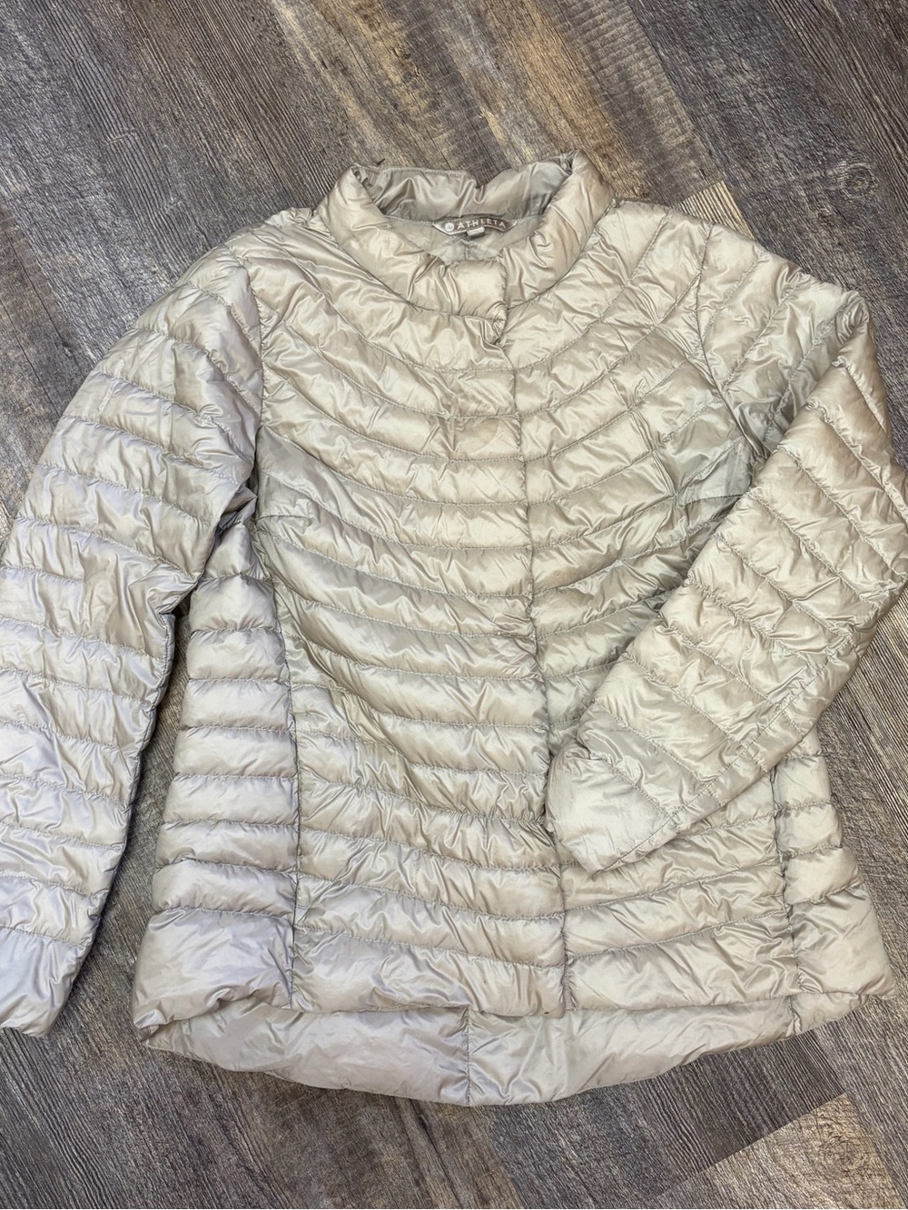 Athleta Lightweight Quilted Puffer Jacket in Light Taupe